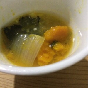 玉ねぎとかぼちゃの豆乳スープ
